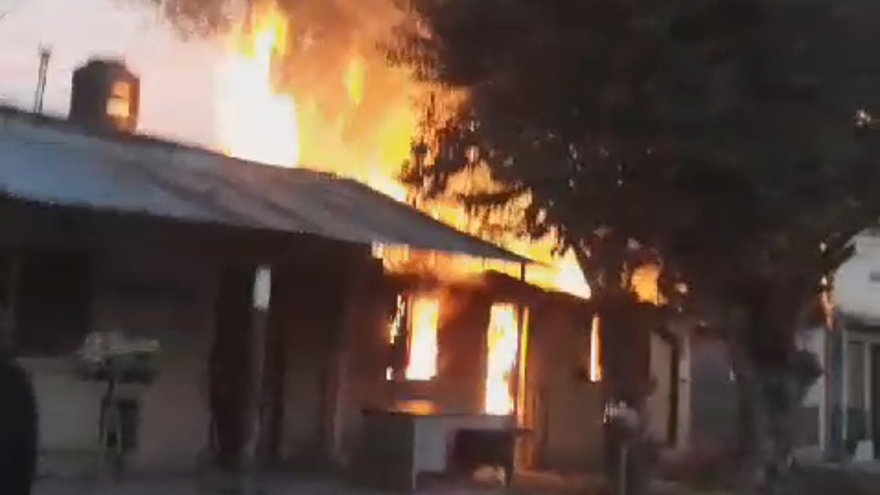 incendio en el Barrio Los Pinos