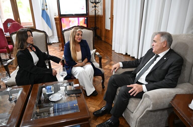 Jaldo y Gladys “La Bomba Tucumana” dialogaron sobre la situación socioeconómica del país