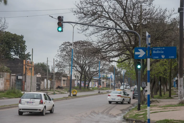 Llega a 60 el número de nuevos semáforos habilitados por la actual gestión municipal