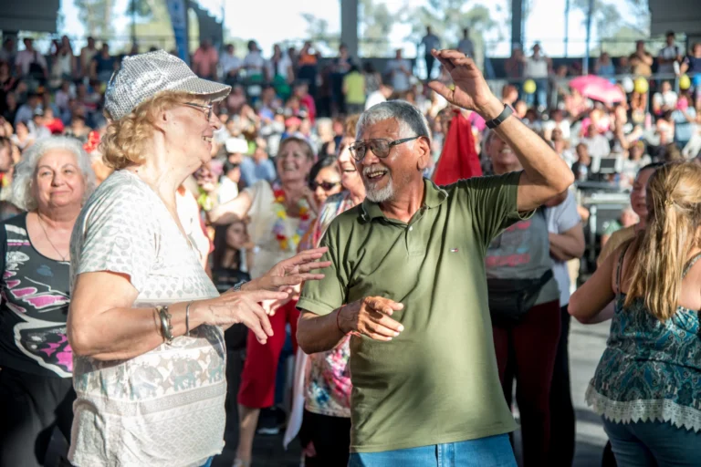 San Miguel de Tucumán celebra a los adultos mayores con una semana plena de actividades y la fiesta del “Jubilazo”