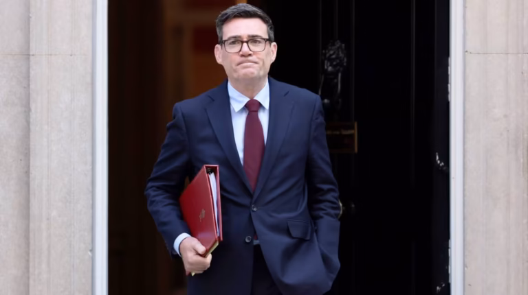 Fuerte advertencia del primer ministro británico tras el reclamo de Milei por las Malvinas: “Vamos a ser implacables”