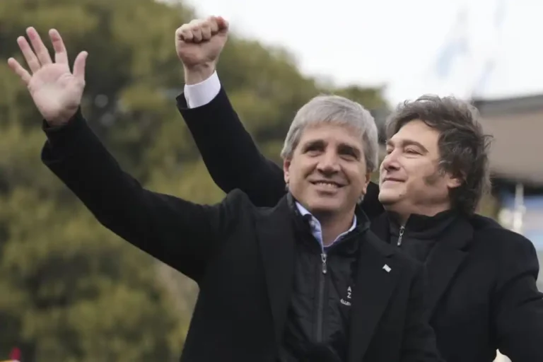 El Gobierno volvió a registrar superávit fiscal en agosto tras pagar vencimientos de deuda