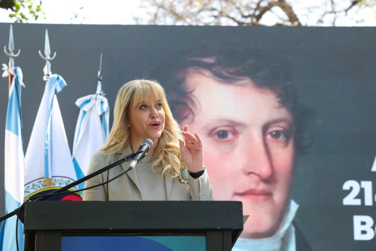 “Nunca olvidemos el enorme orgullo de vivir en esta tierra que defendió la libertad”