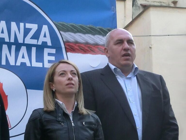 Violentos disturbios en protestas en Italia