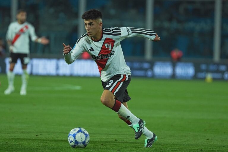 River se floreó y goleó a Belgrano para volver a zona de playoffs del Torneo Clausura 2026