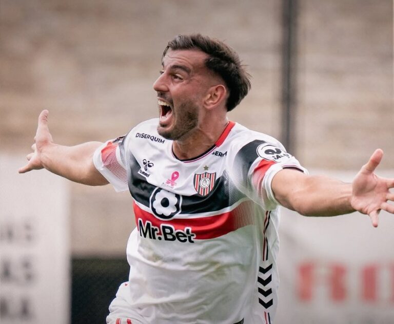 Primera Nacional: Chacarita le ganó a Maipú y se ilusiona con la permanencia a falta de dos fechas