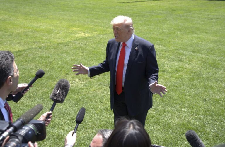 Trump abre la puerta a una cumbre con Kim Jong Un: “Podría ser»